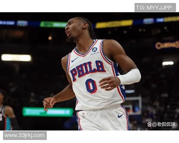 创10纪录无愧新AI！马克西场均33+8称谢我国球迷 乔治：他超自律